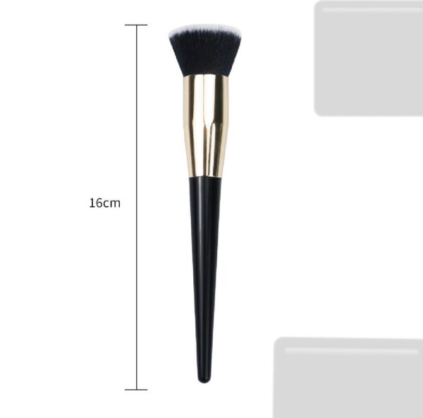Flat Foundation Brush