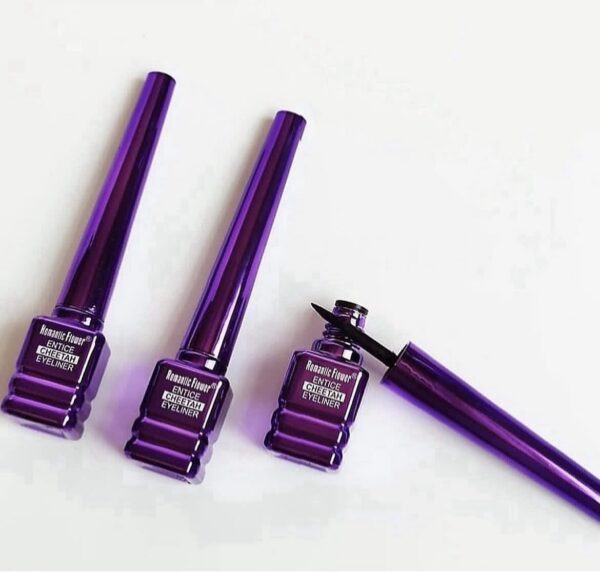 Romantic Flower Entice Cheetah Eyeliner